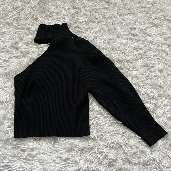 Zara black ribbed turtleneck one long sleeve top size small - Picture 2 of 4